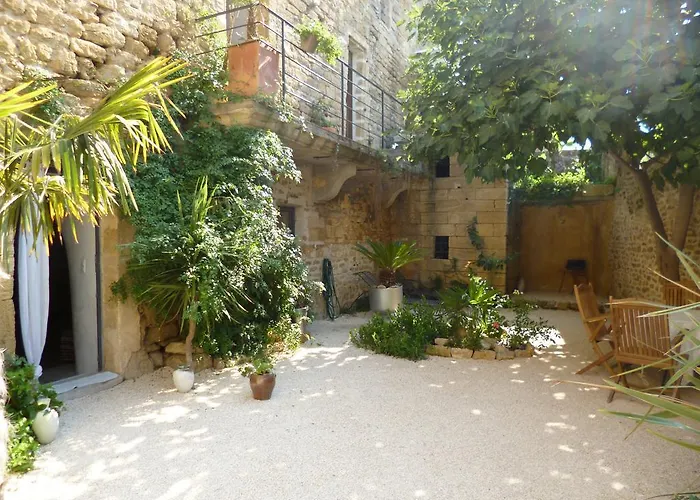 Guesthouse De Cambis B&B